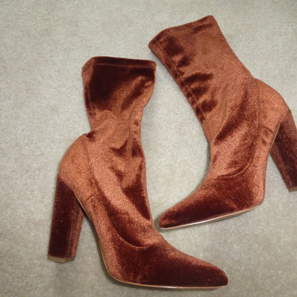 FOREVER 21 brown velvet mid-ankle boots - Picture 8 of 8